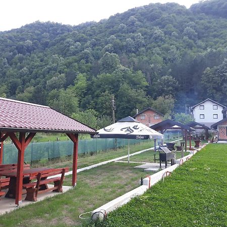 Hostel Topic Banja Luka Exterior photo