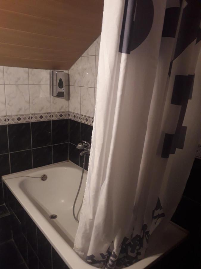 Hostel Topic Banja Luka Exterior photo