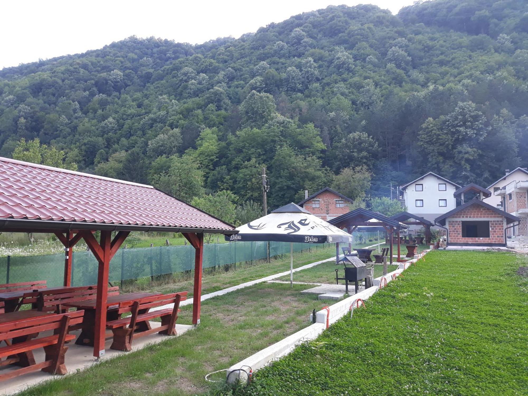 Hostel Topic Banja Luka Exterior photo